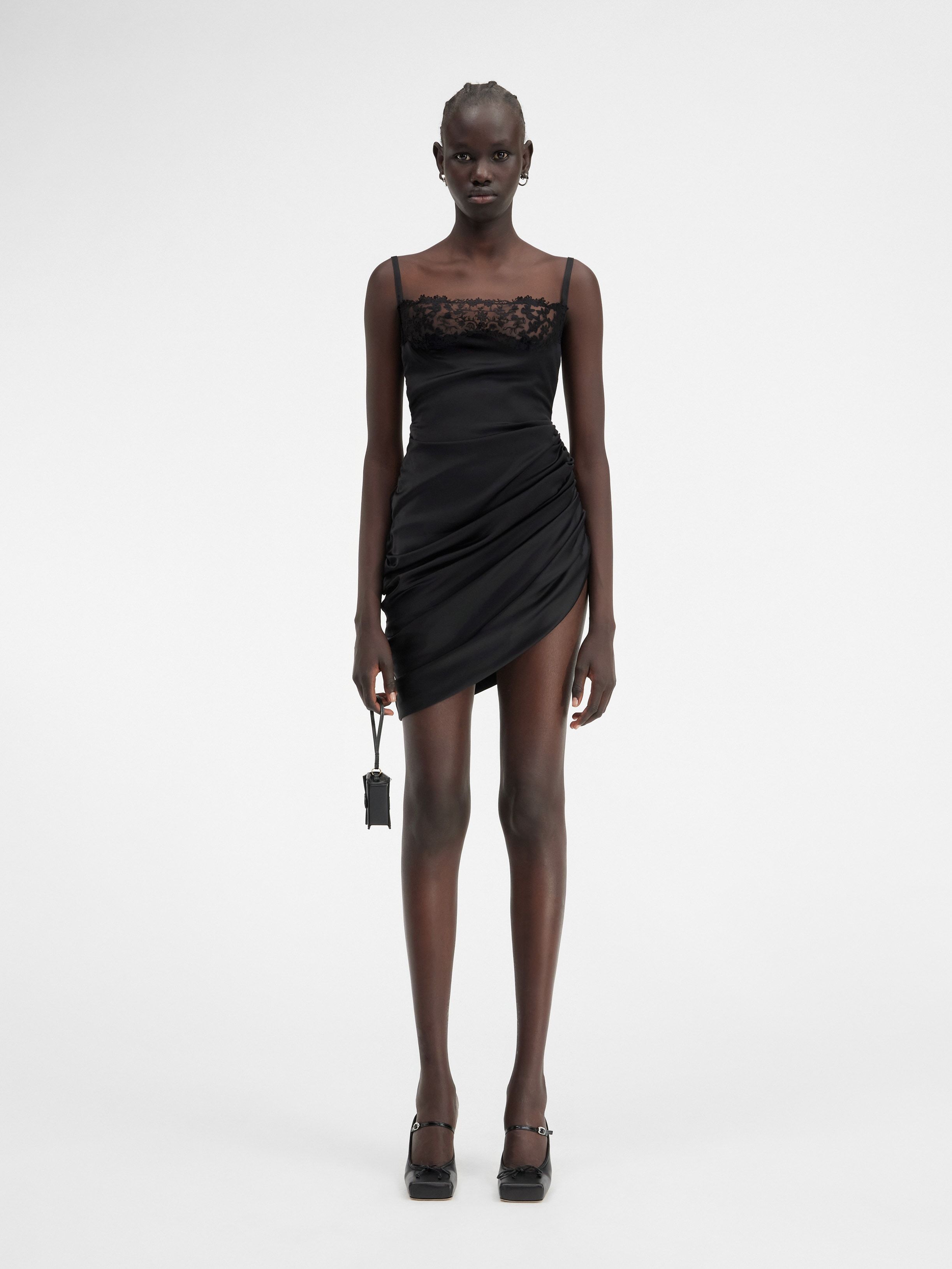 Jacquemus La Saudadã¨ Broodã©e In Black