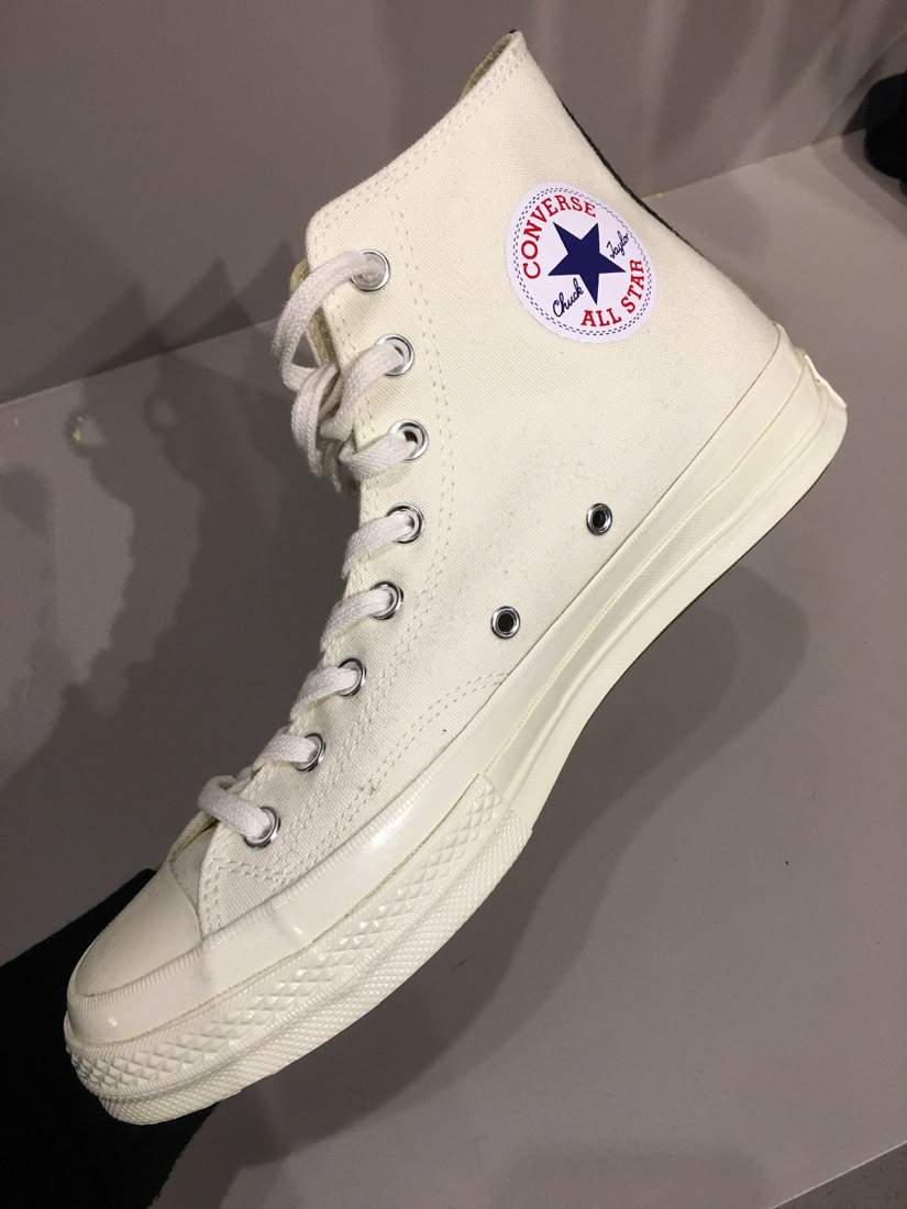 Comme Des Garçons Play Popular White Converse Canvas Sneakers In White