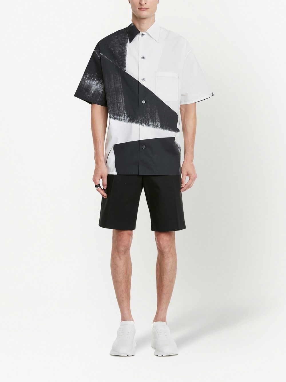 Alexander Mcqueen Tailored Bermuda Shorts In Black