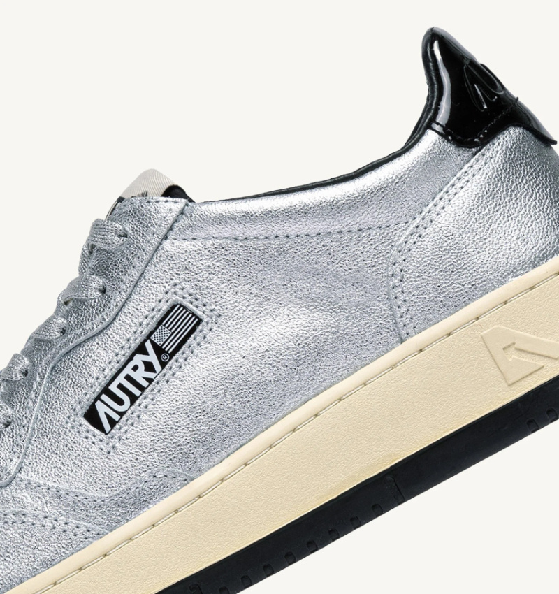 Autry Medalist Lace-up Sneakers In Metallic
