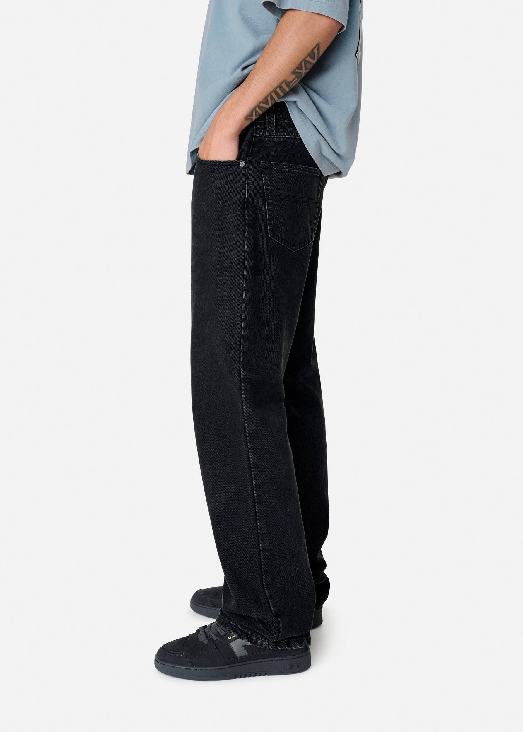 Axel Arigato Belt-loop Jeans In Black