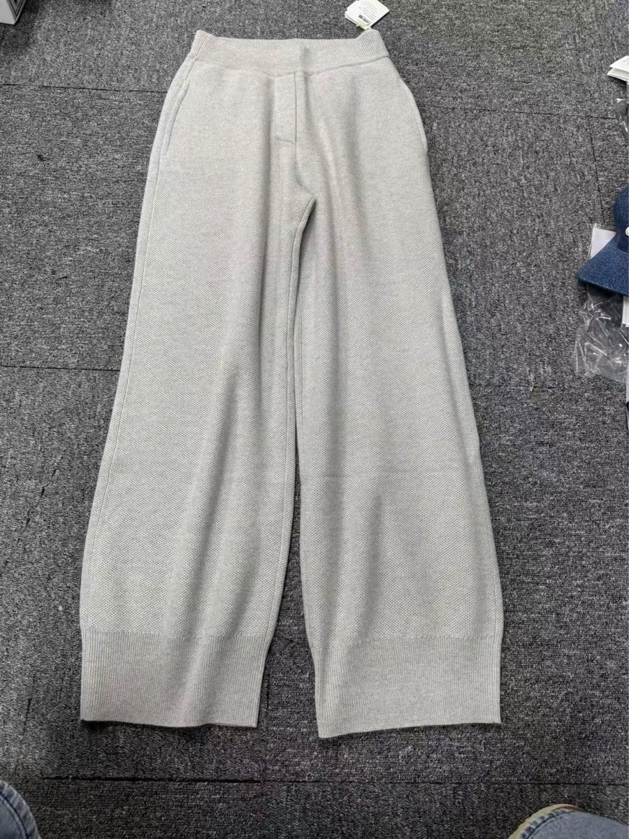 Brunello Cucinelli Knitted Casual Pants In Gray