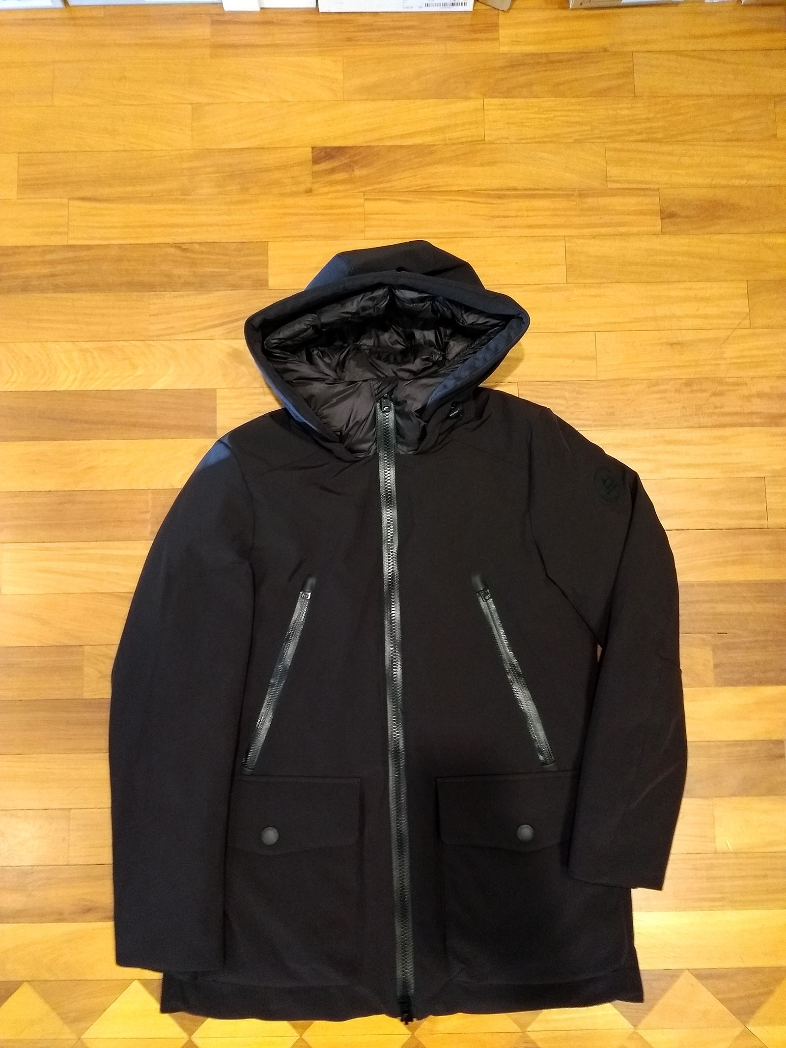 Woolrich Long-sleeved Coat In Black