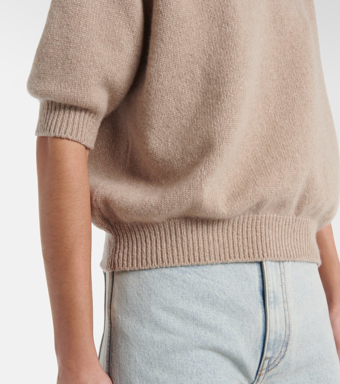 Khaite Davin Knitted Cashmere Top In Brown