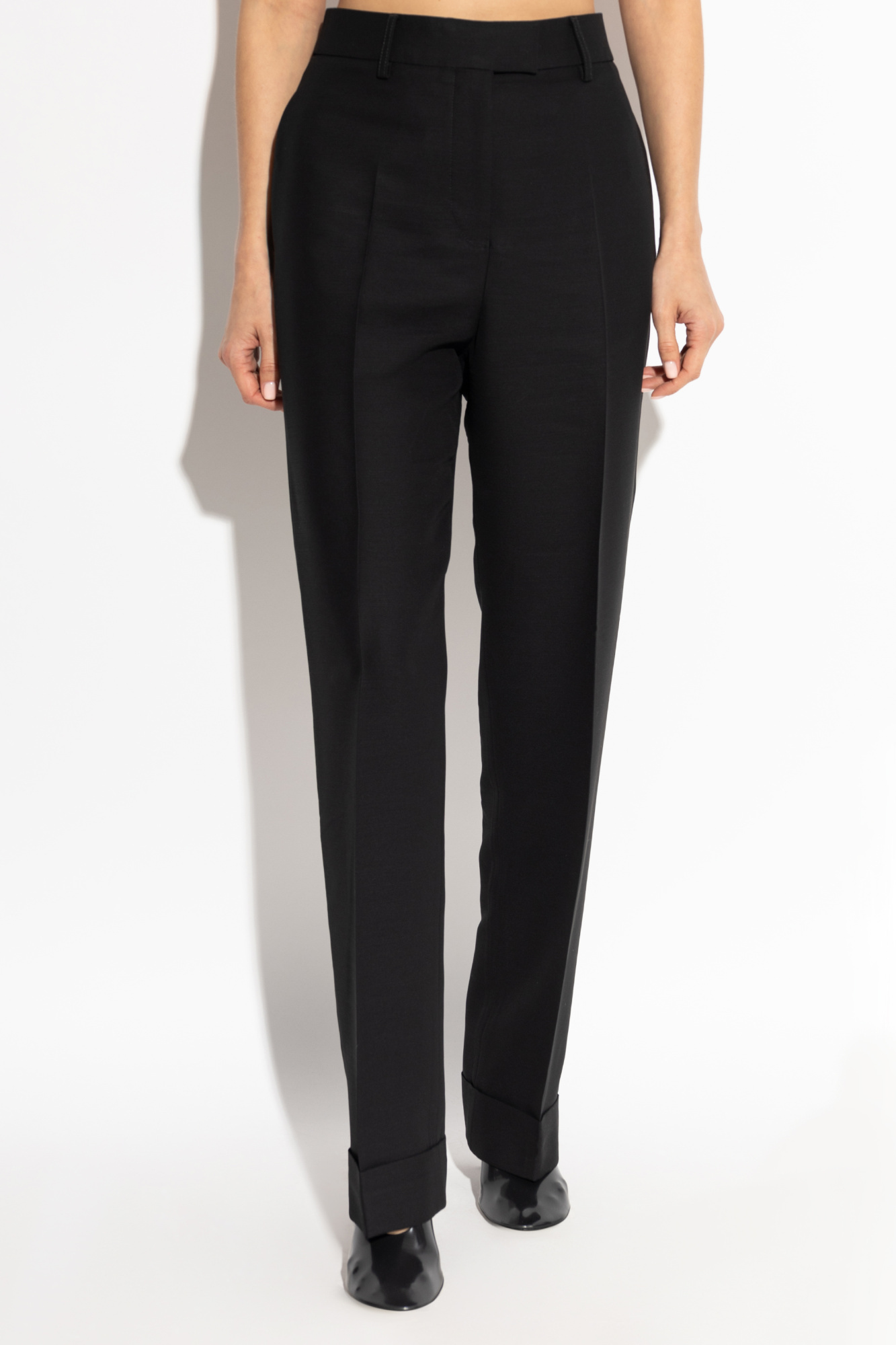 Ferragamo Pleated Casual Pants In Black