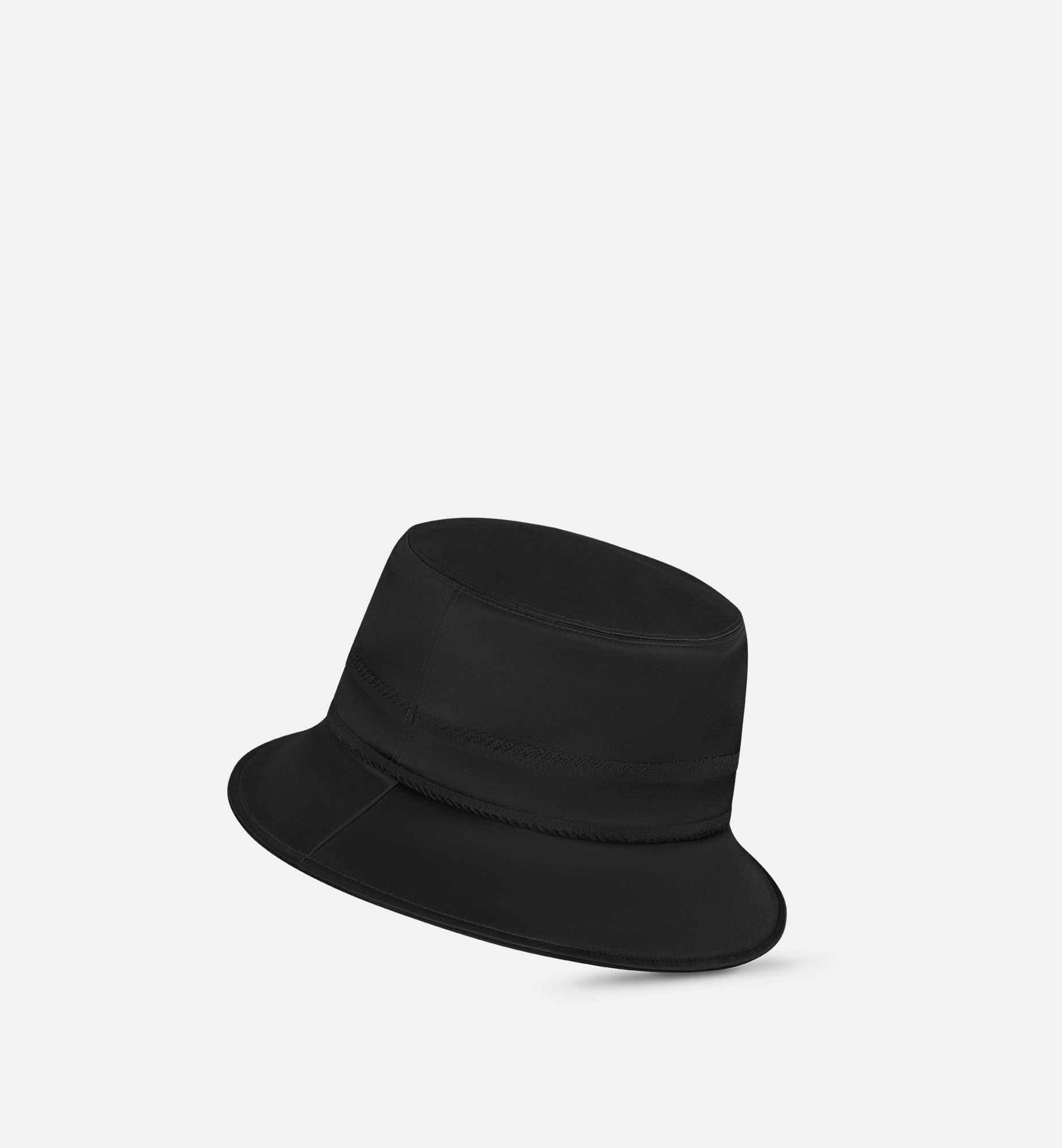Dior Logo Hat In Black