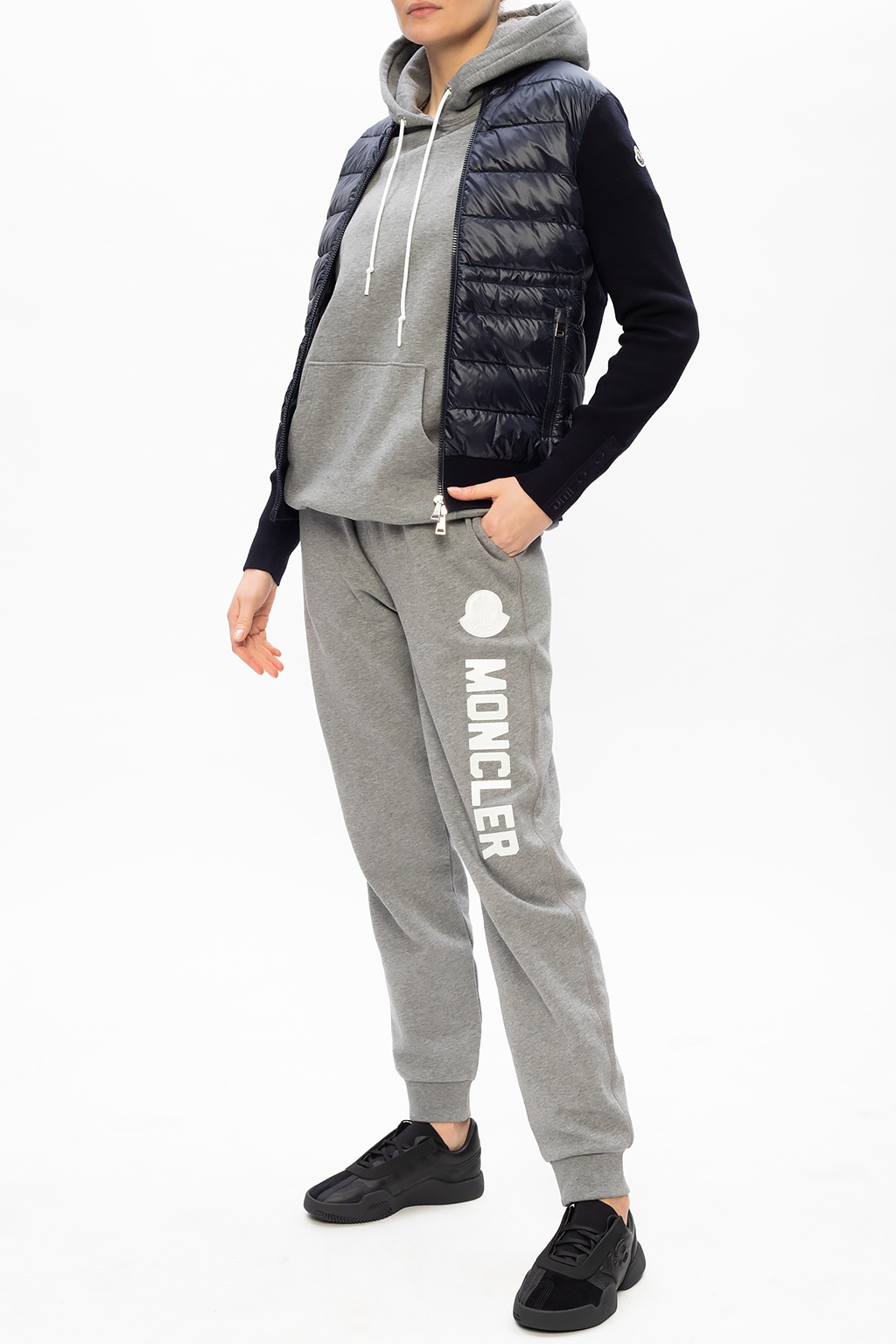 Moncler Logo-print Cotton Hoddie In Gray