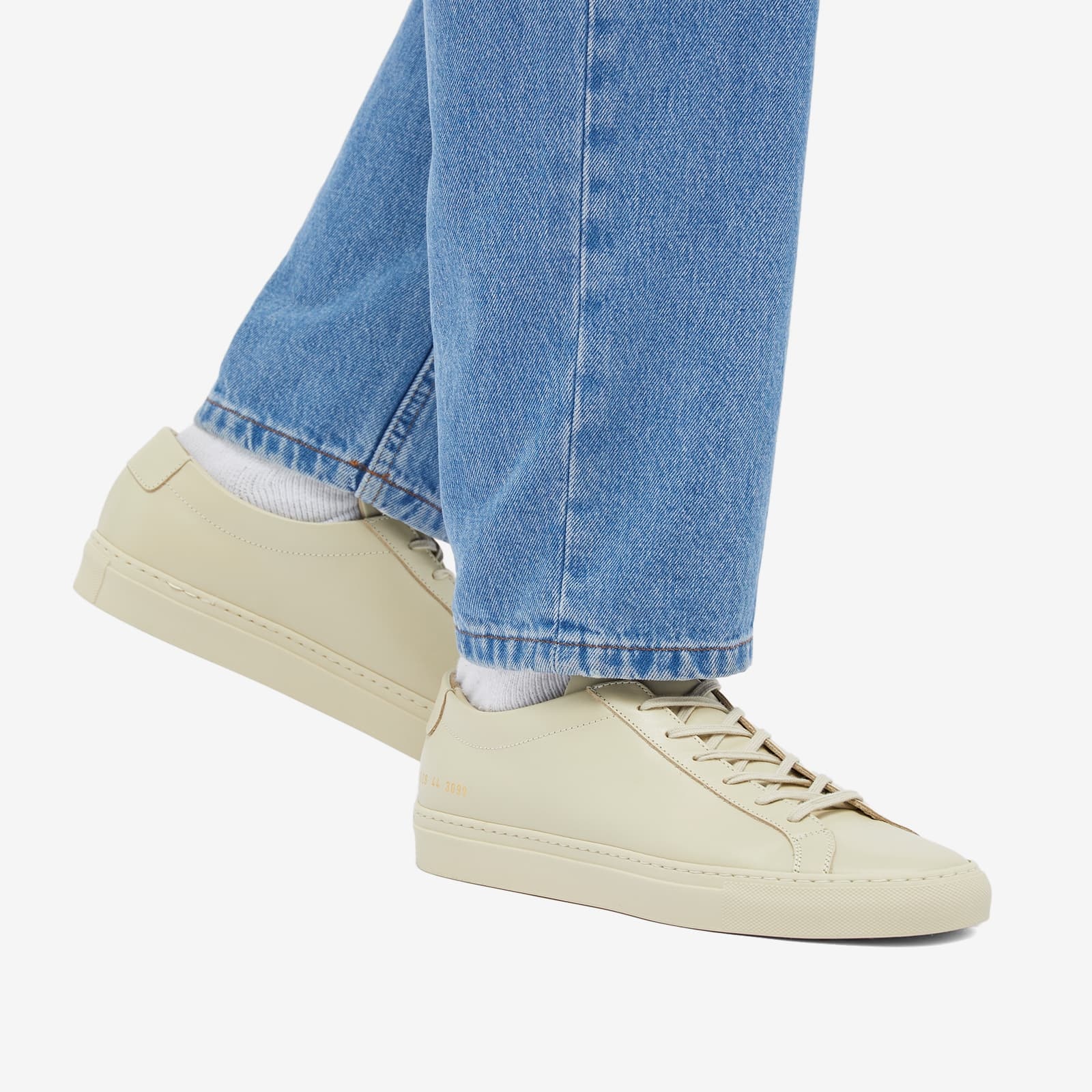 Common Projects Achilles Low Saffiano Leather Sneakers In Nude