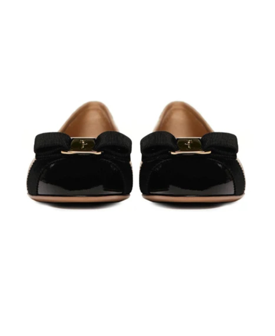Ferragamo Varina Bow-embellished Quilted Smooth And Patent-leather Ballet Flats In Nude