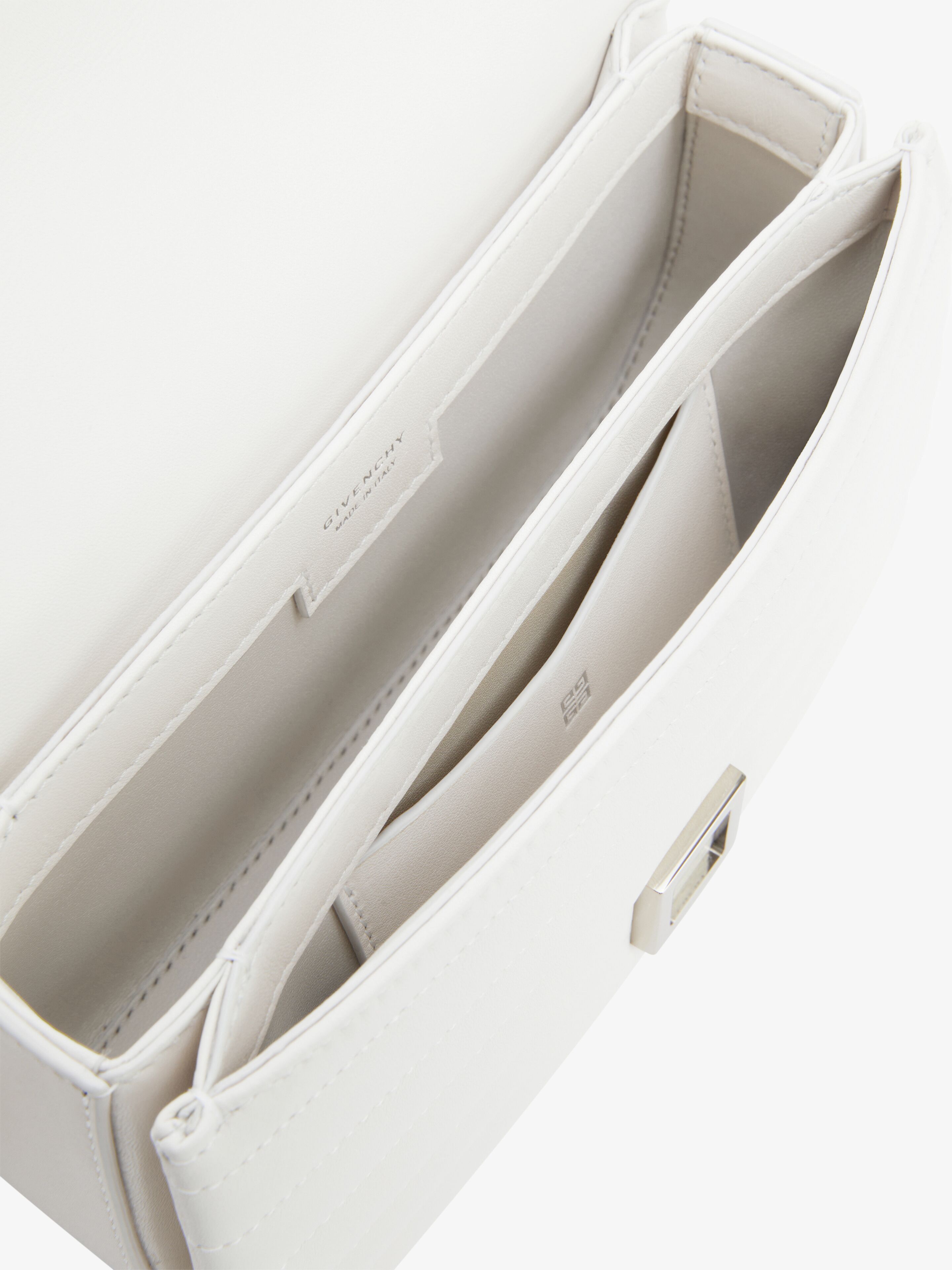 Givenchy Sac 4g Soft Petit Modèle En Cuir Matelassé In White