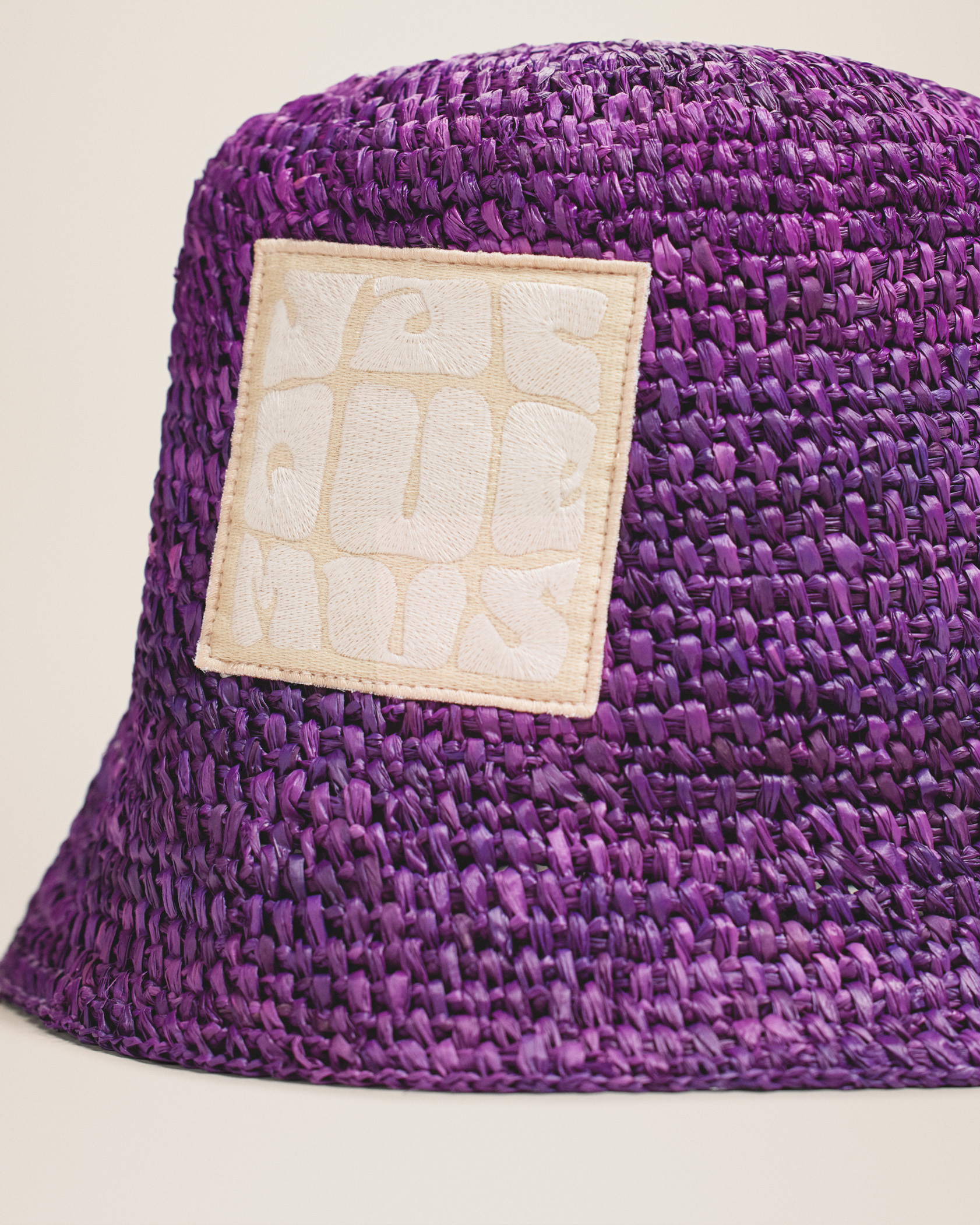 Jacquemus Le Bob Ficiu Bucket Hat In Purple