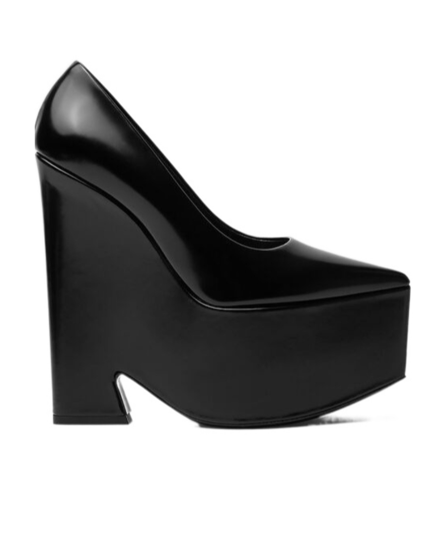Versace Tempest Platform Pumps In Black