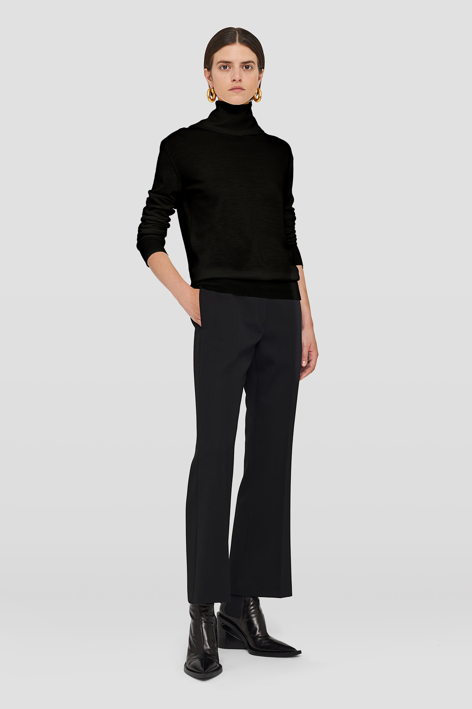 Jil Sander Wool Sweater With Turtleneck And Ribbed Finish In Black