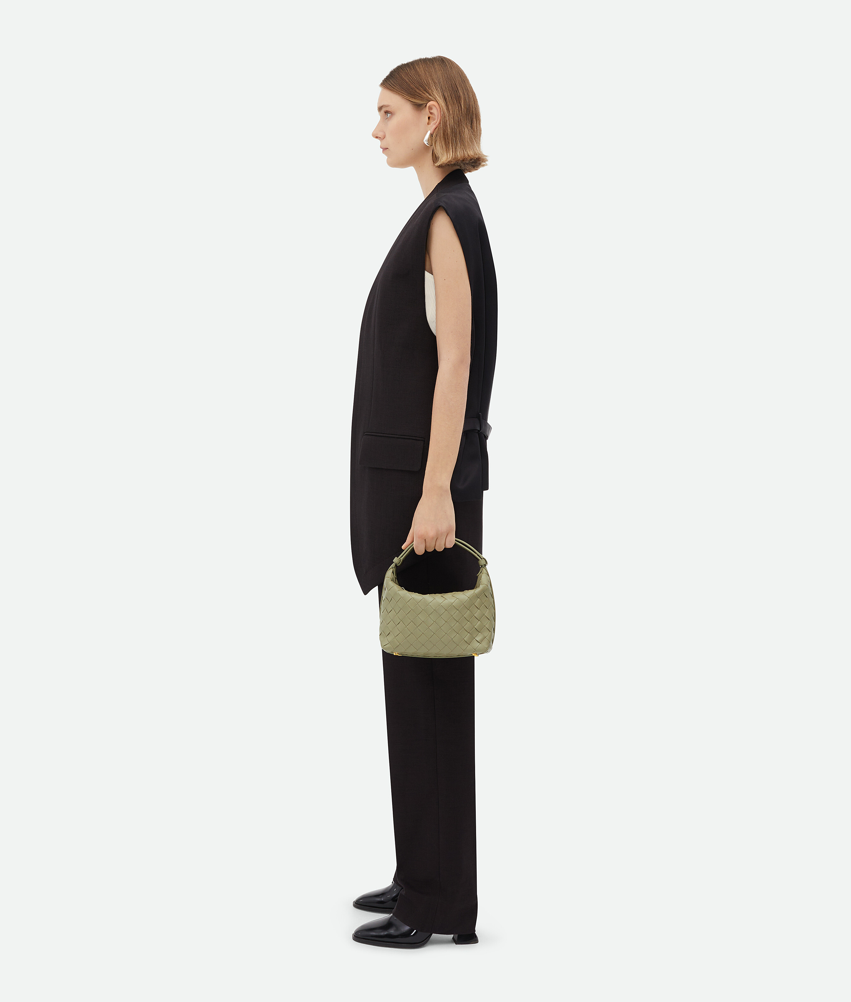 Bottega Veneta Mini Wallace Intrecciato Leather Shoulder Bag In Nude