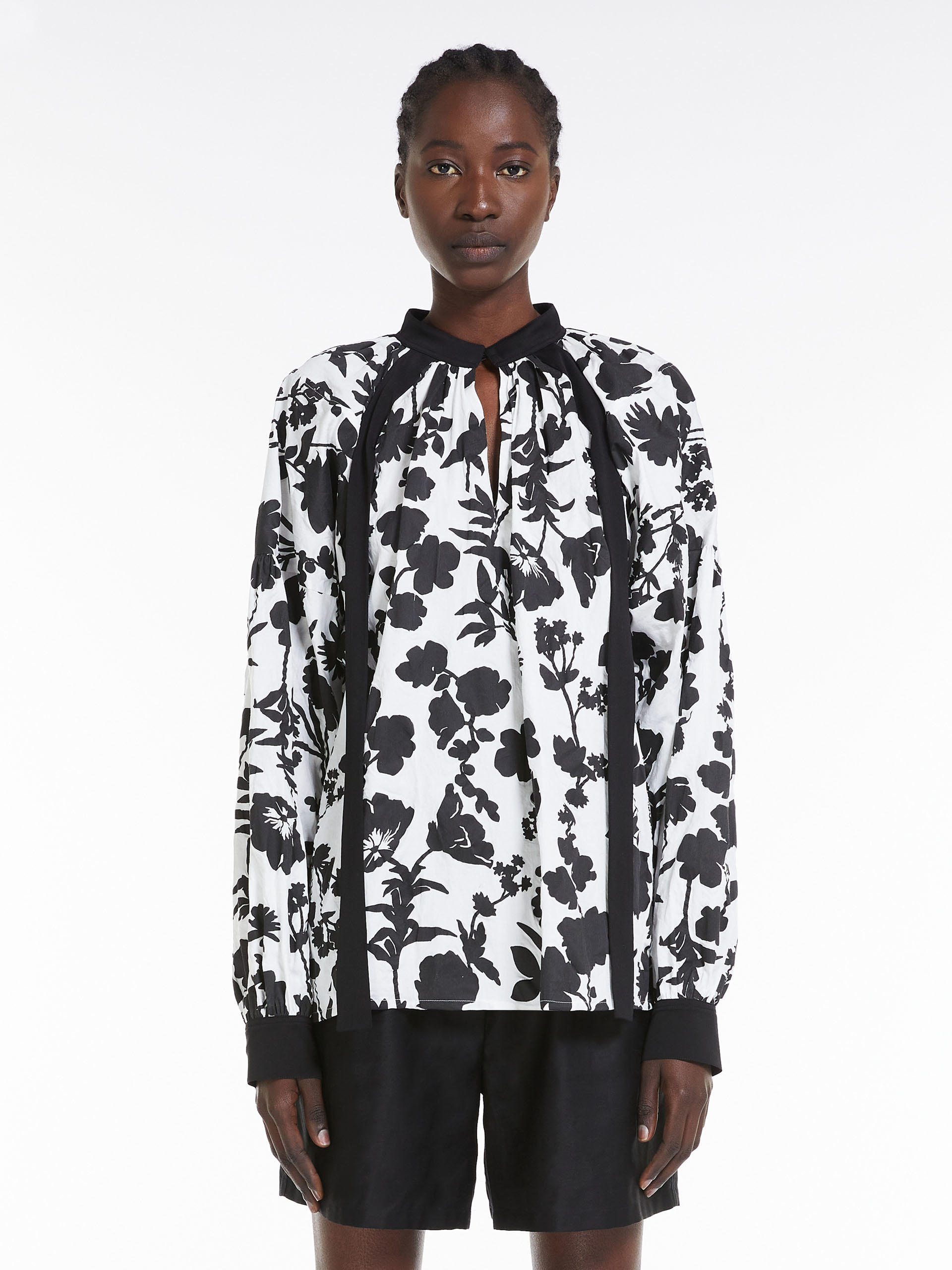 Max Mara Floral Pattern Blouse In Black