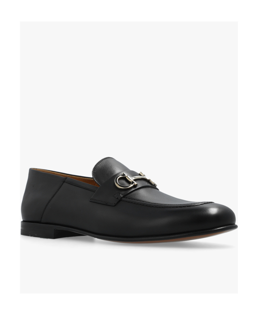 Ferragamo Florio Gancini-plaque Loafers In Black