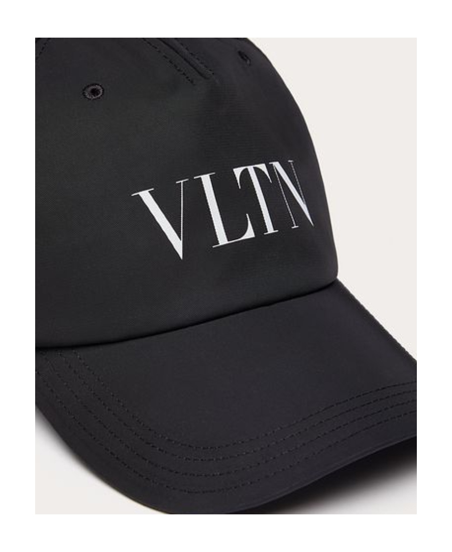 Valentino Garavani Contoured Brim Cap With Adjustable Strap In Black