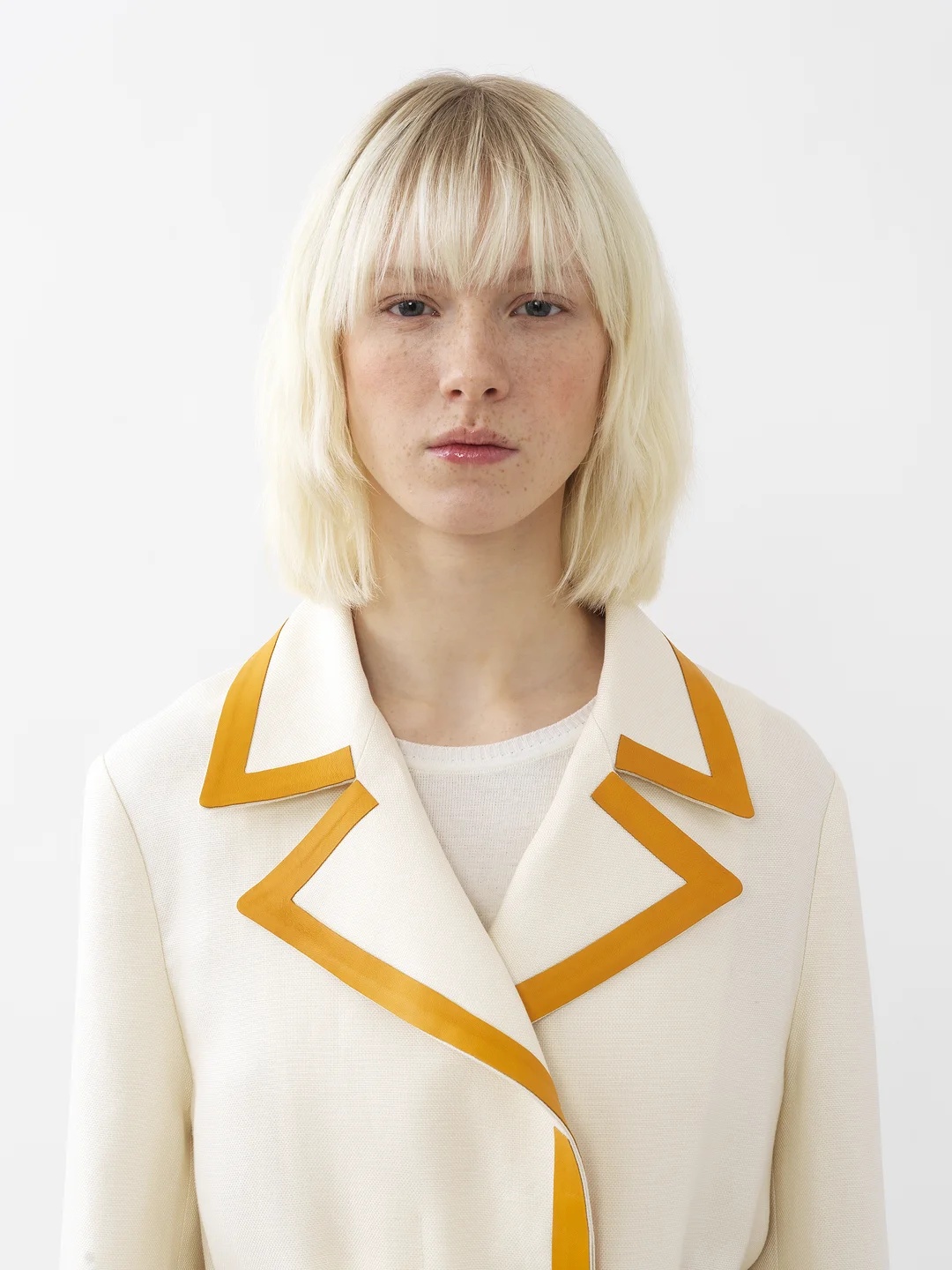 Chloé Leather-trimmed Linen-canvas Trench Coat In White