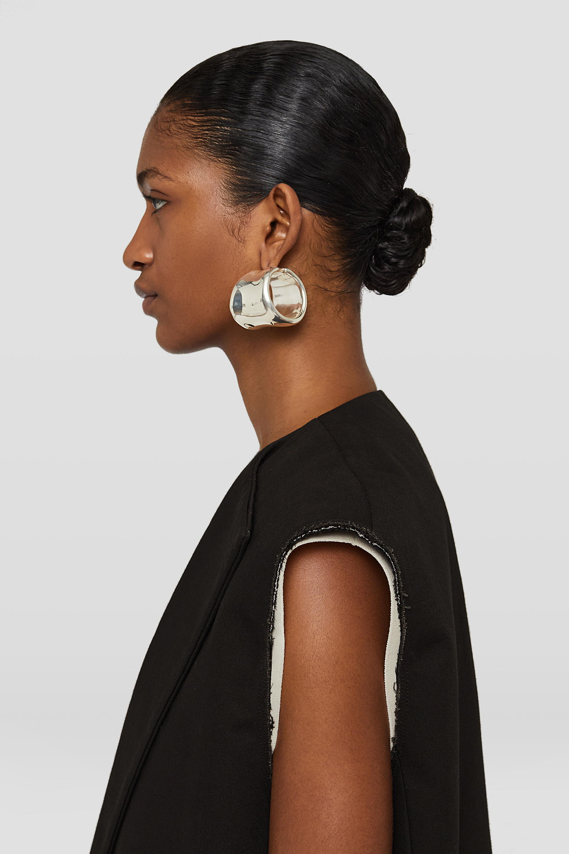 Jil Sander Sleeveless Vest In Black