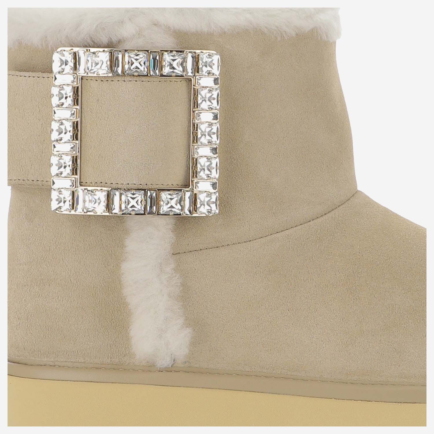 Roger Vivier Square Button Boots In Light Brown