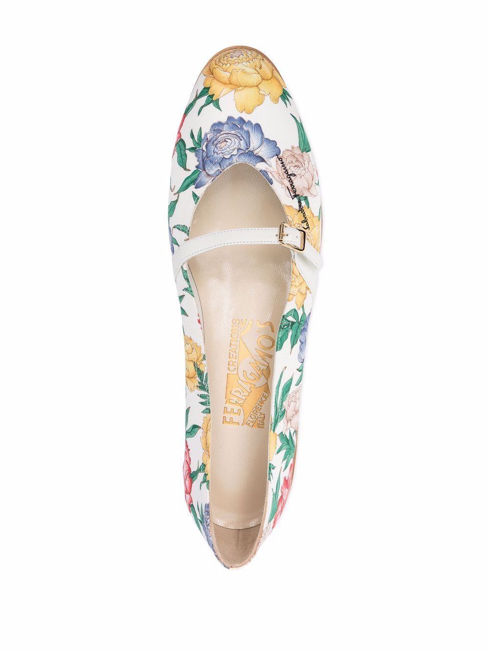 Ferragamo Printed Pattern Flat Shoes In White