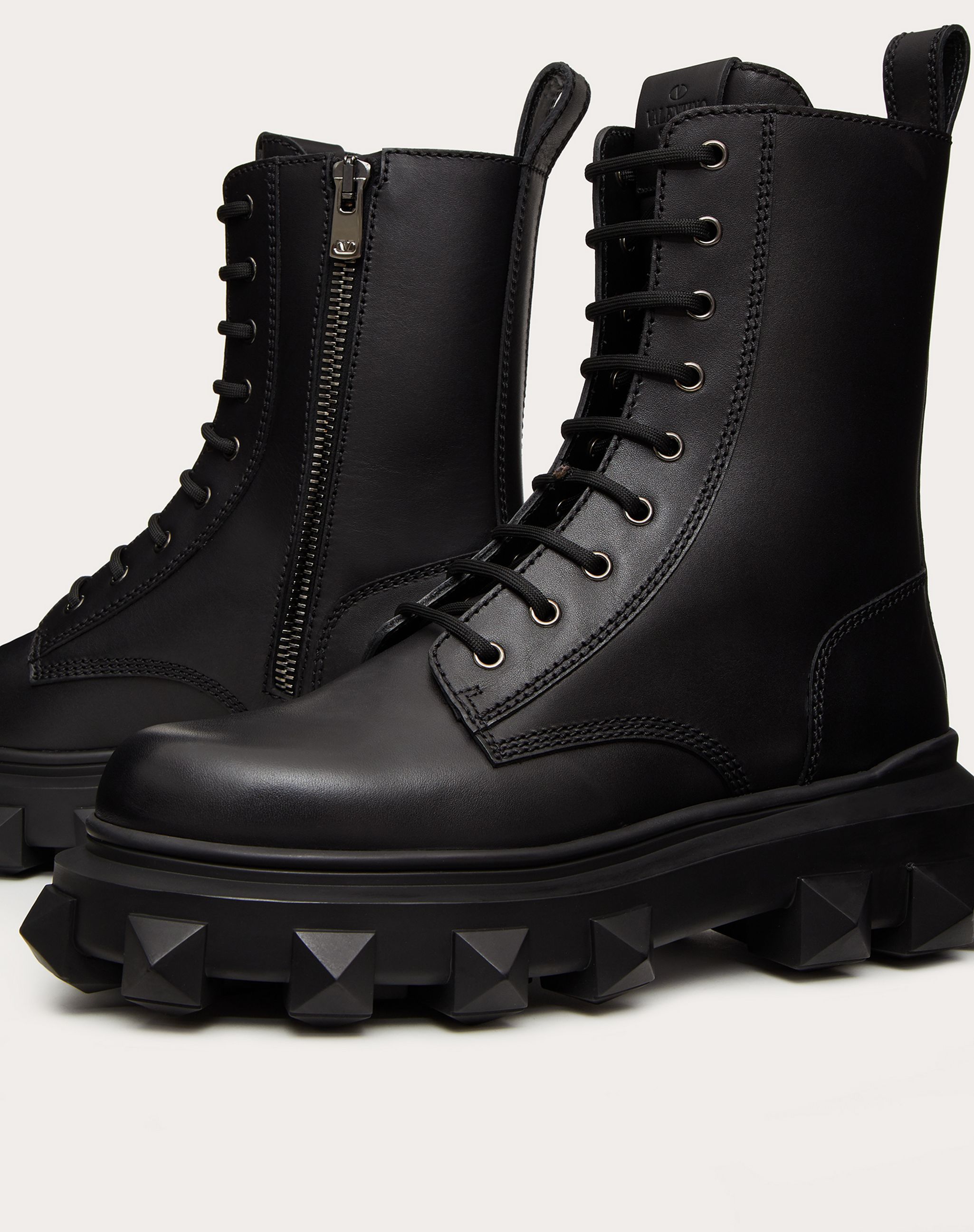 Valentino Garavani Garavani Trackstud Combat Boots In Black 