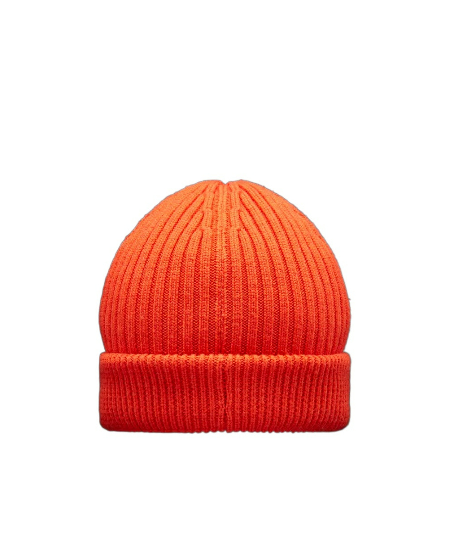 Moncler Ribbed-knit Logo-patch Beanie Hat In Red