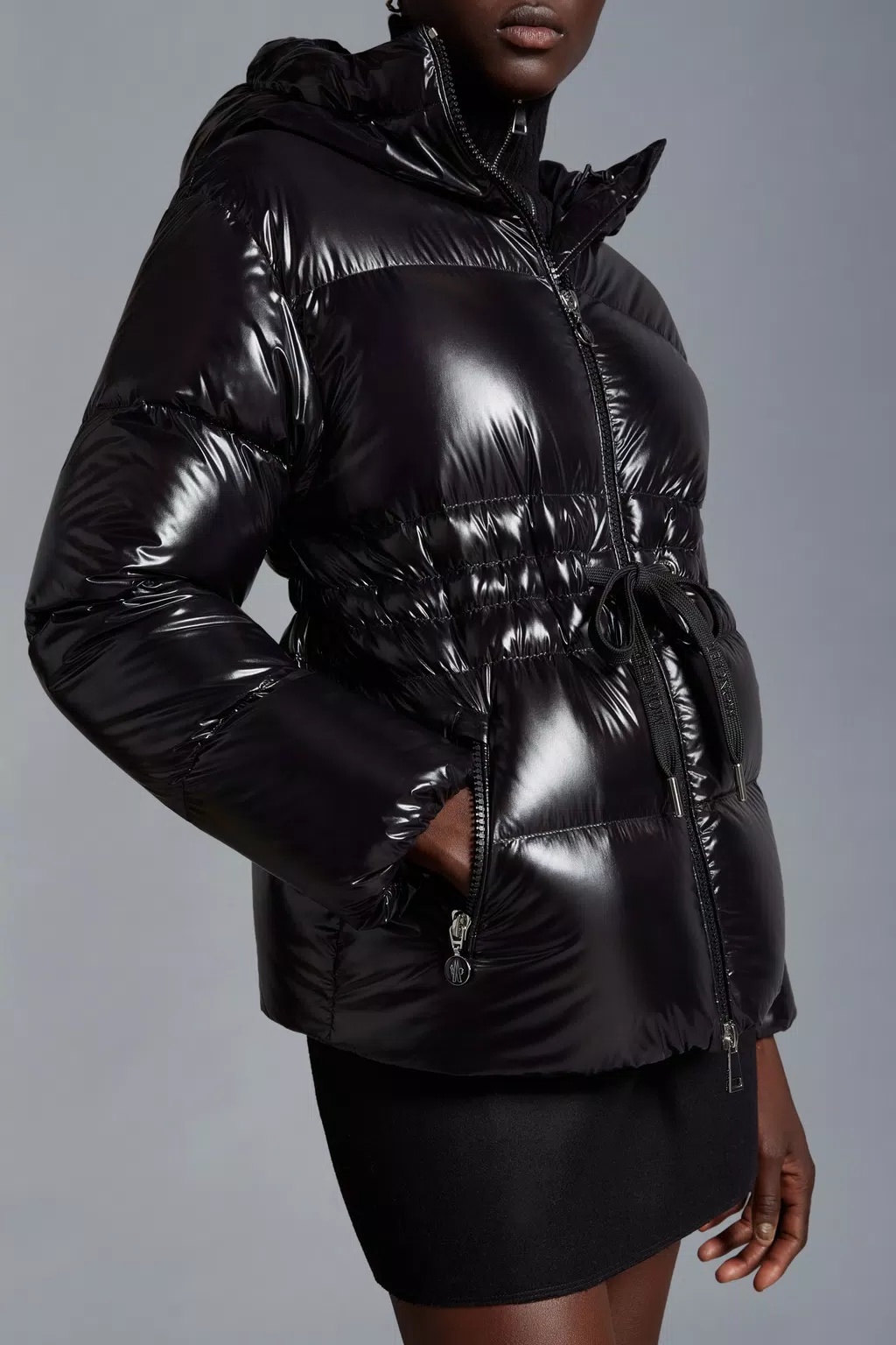 Moncler Taleve Zipper Down Jacket In Black