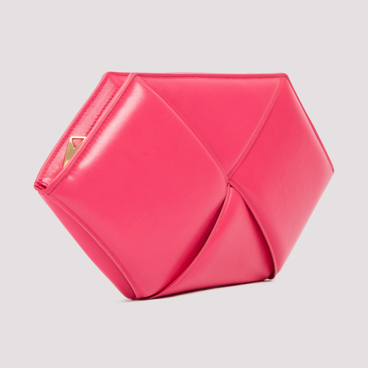 Bottega Veneta Maxi Intrecciato Zipped Clutch In Red