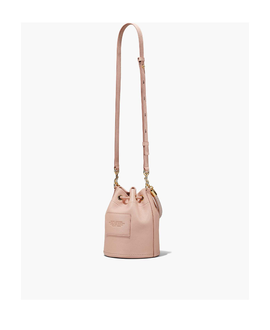 Shop Marc Jacobs The Leather Bucket Bag In Nude