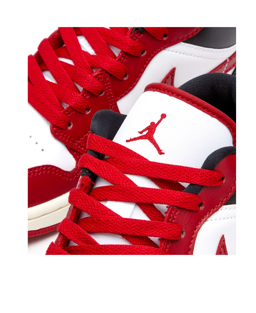 Nike Air Jordan 1 Low Sneakers In Red