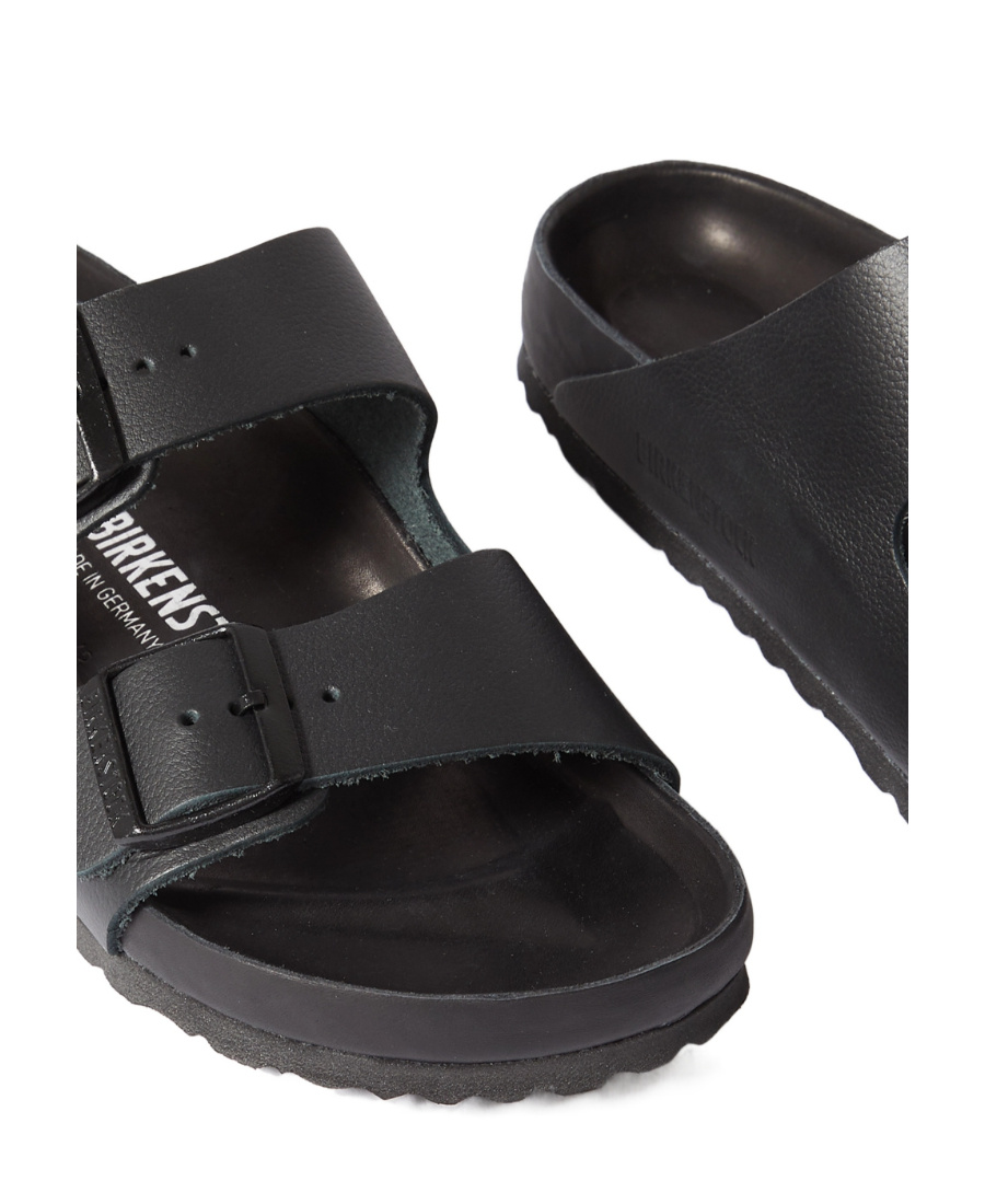 Birkenstock Arizona Raffia Slide In Black