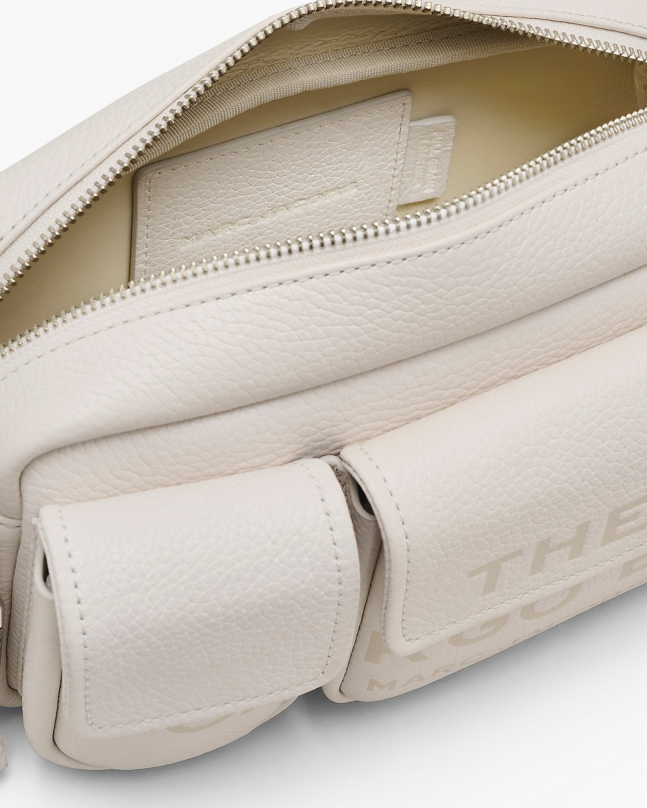 Marc Jacobs Zippered Handbag In Nude