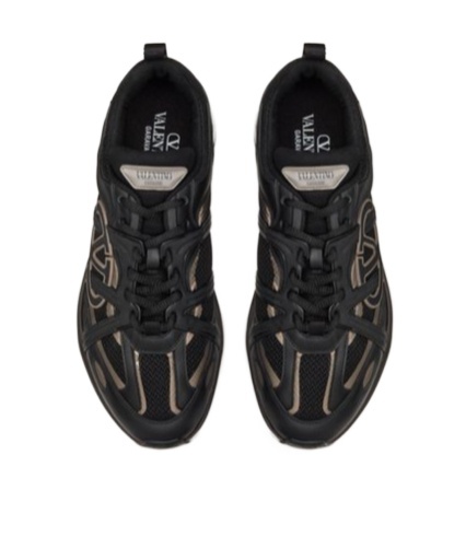 Valentino Vlogo Easyjog Low-top Sneaker In Calfskin And Fabric In Black