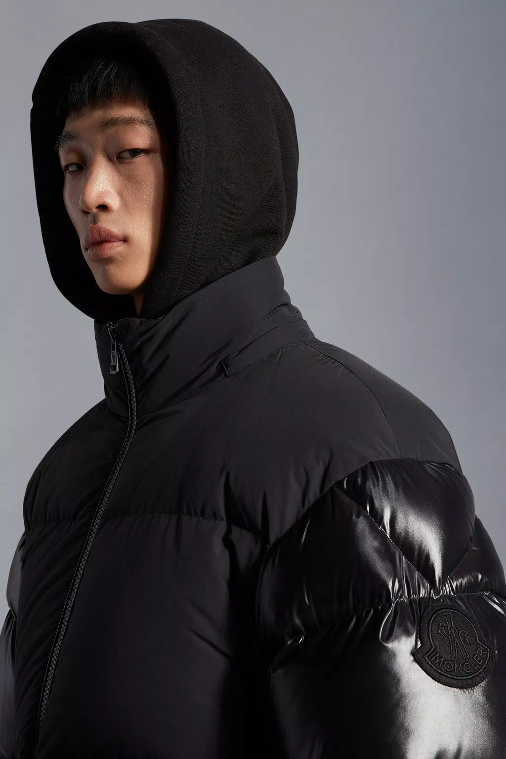 Moncler Bressay Down Jacket In Black