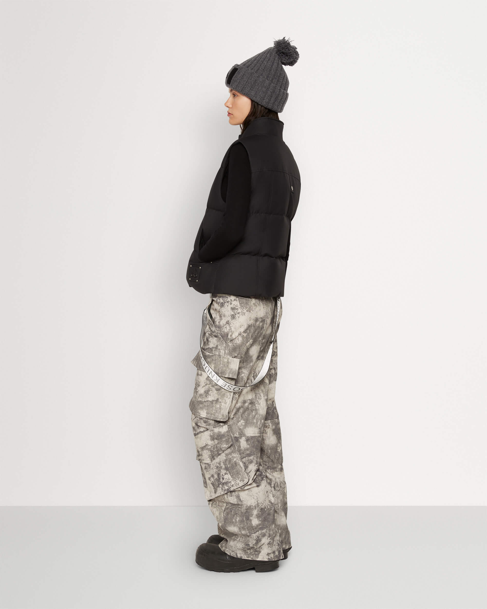 Moose Knuckles Down Vest With Standing Neck In Black