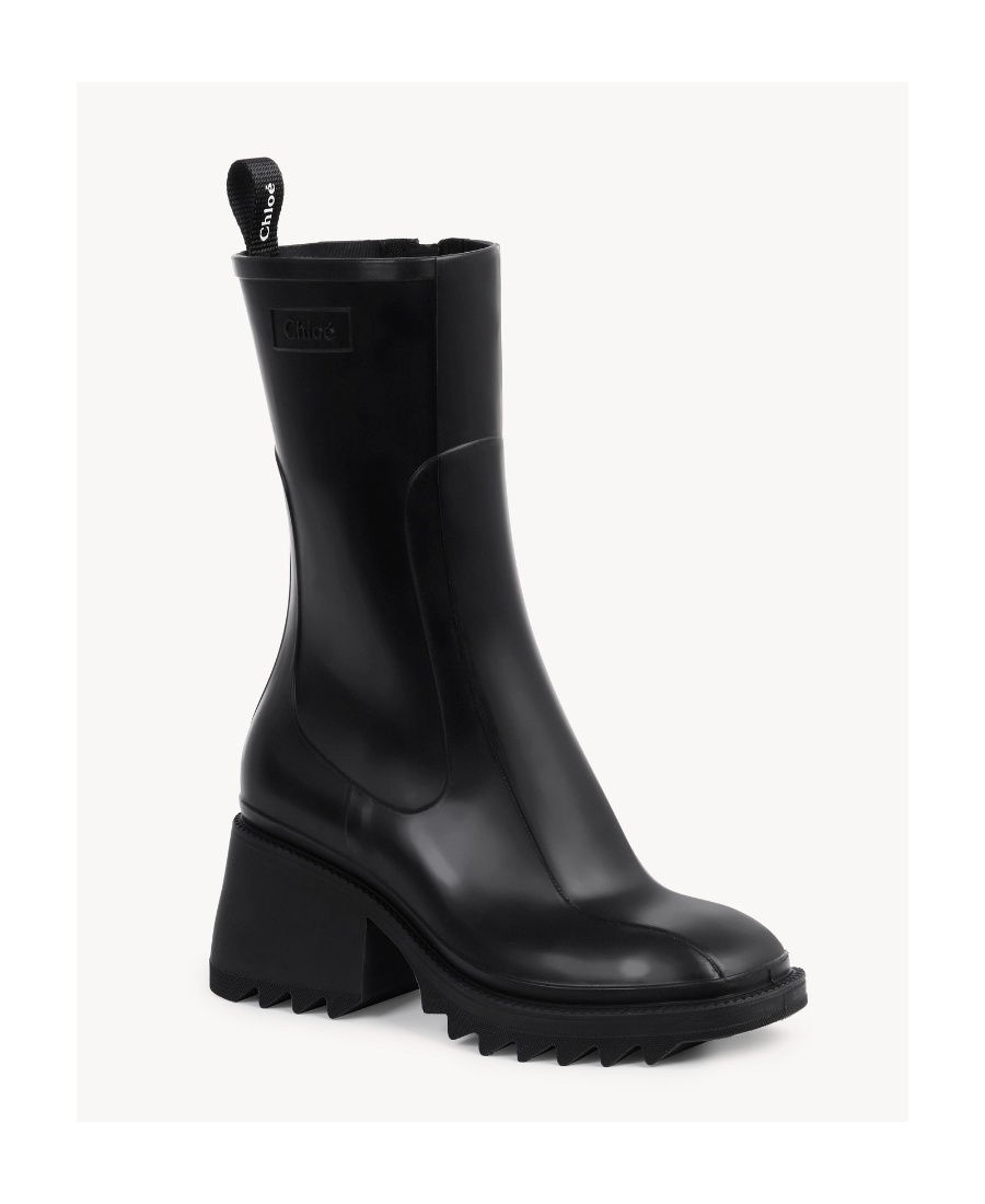 Shop Chloé Slip-on Ankle Boots In Black