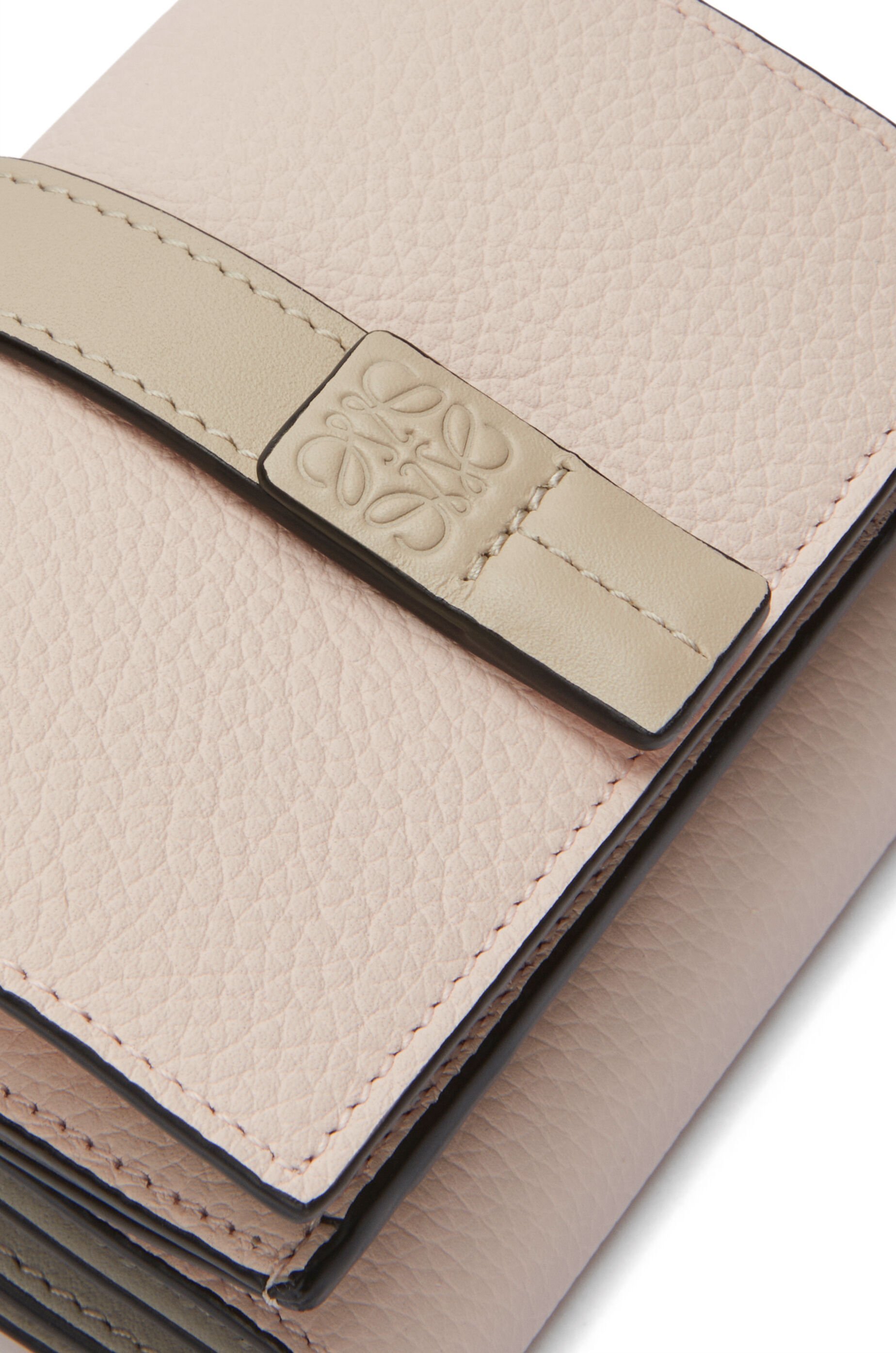 Loewe Trifold Wallet In Soft Grained Calfskin In Pink
