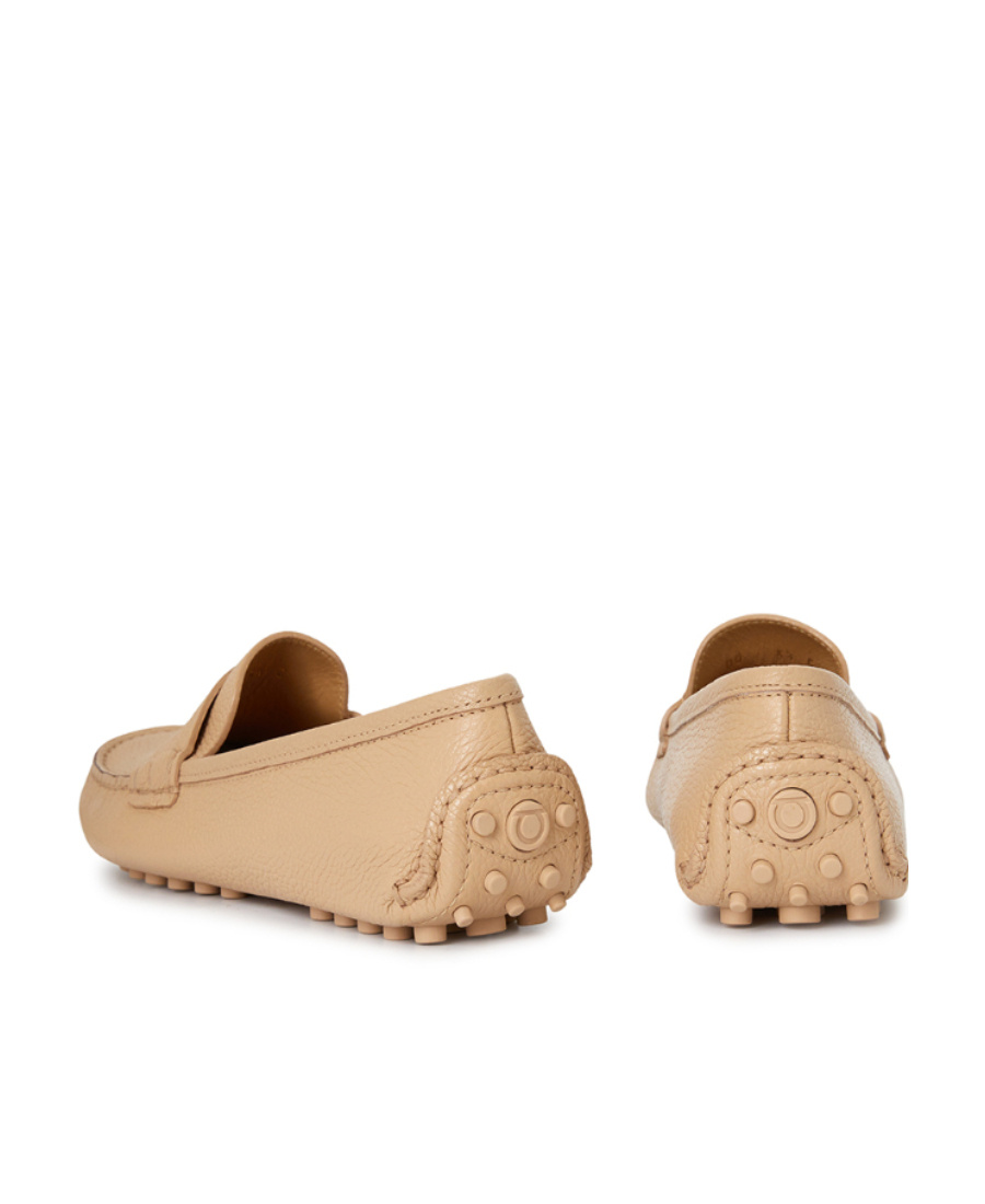 Ferragamo Logo Flat Shoes In Nude