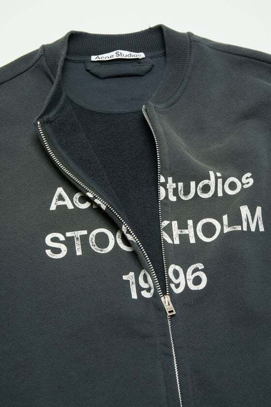 Acne Studios Long-sleeved Zipper Sweatshirt In Black