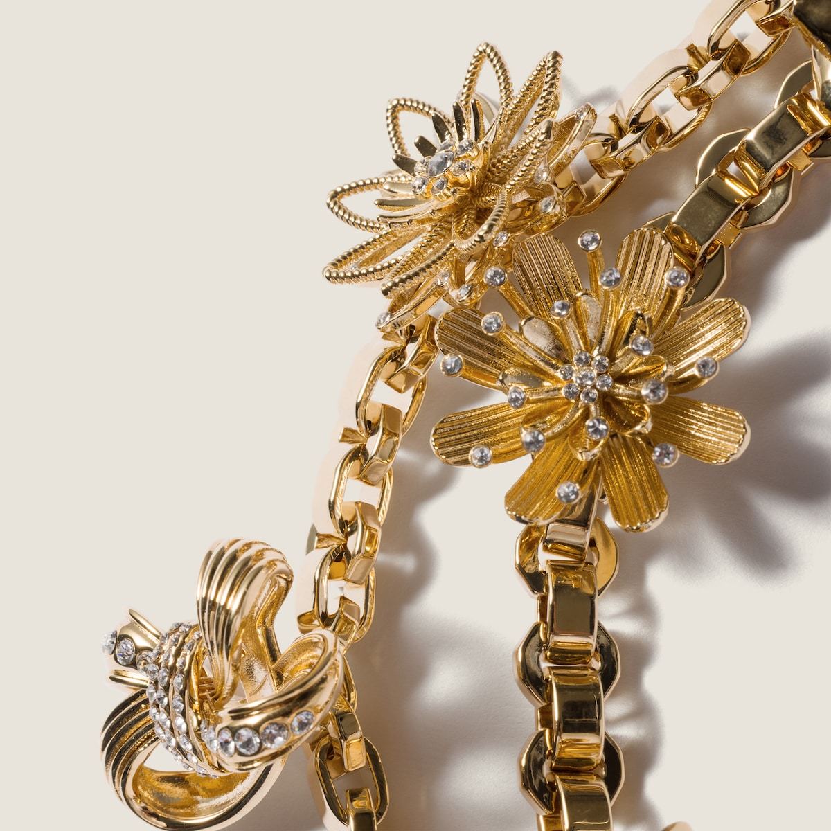 Miu Miu Floral Necklace In Gold