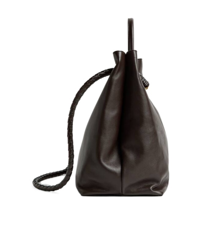 Bottega Veneta Large Andiamo Shoulder Bag In Black