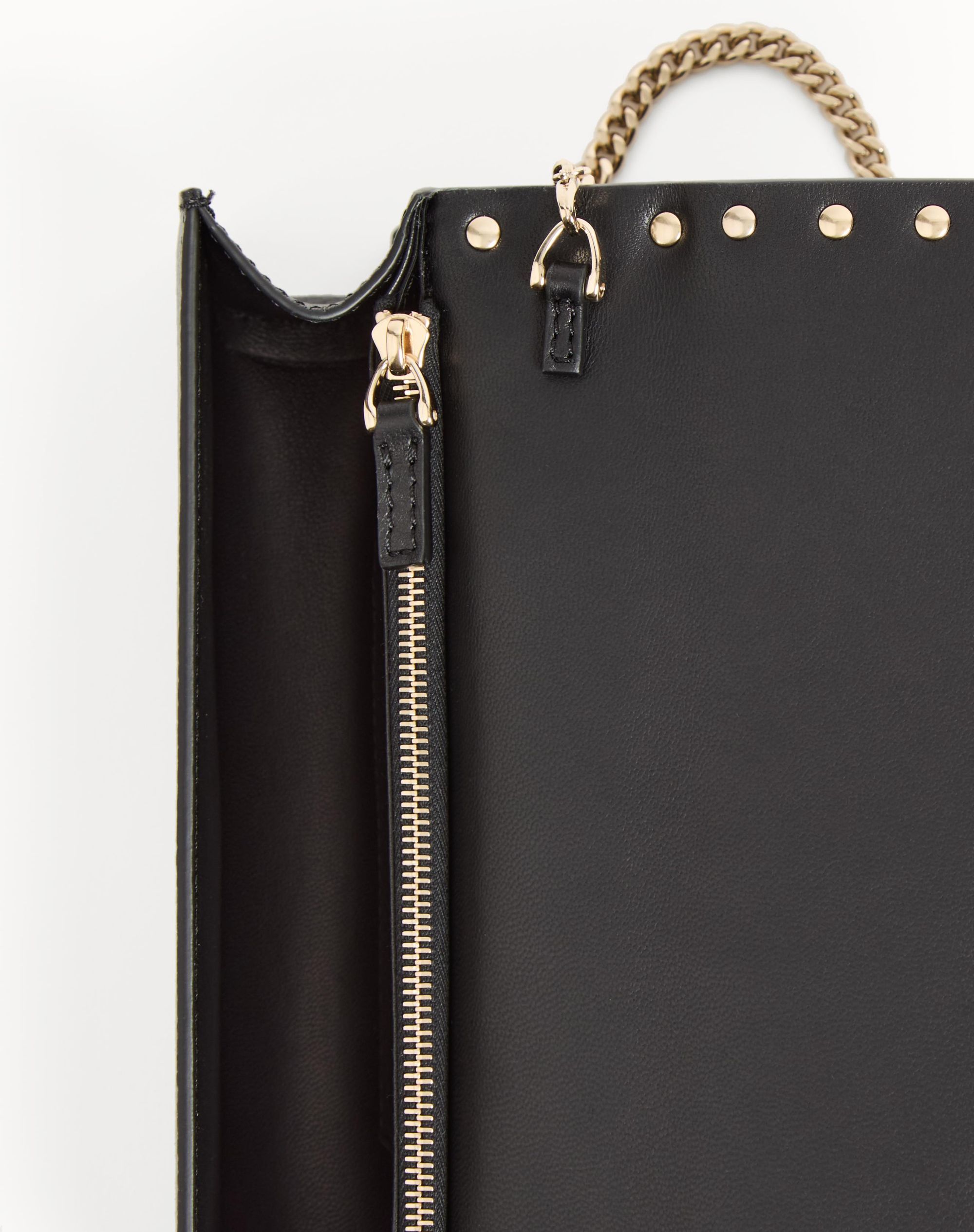 Valentino Rockstud Wallet-on-chain In Black