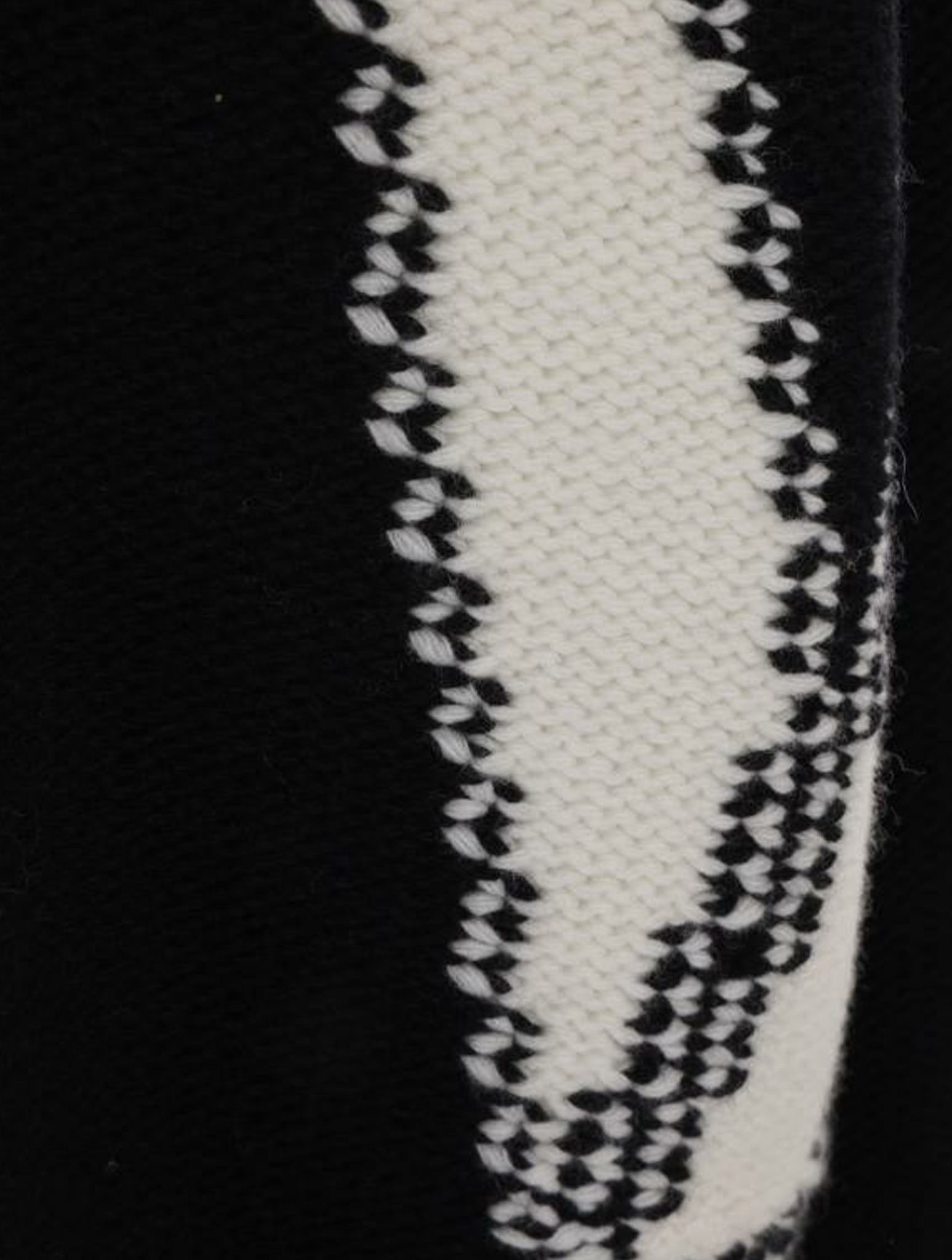 Off-white Ow Maxi Logo Intarsia Crewneck Wool Sweater In Black