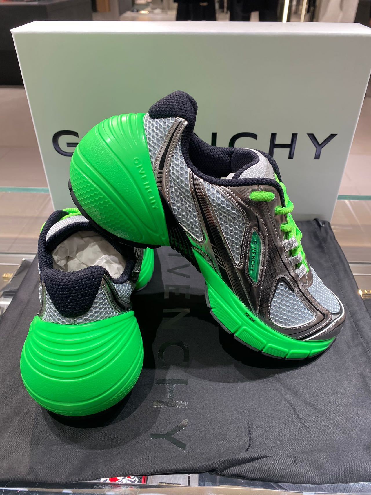 Givenchy Tk-mx Runner Sneaker In Green