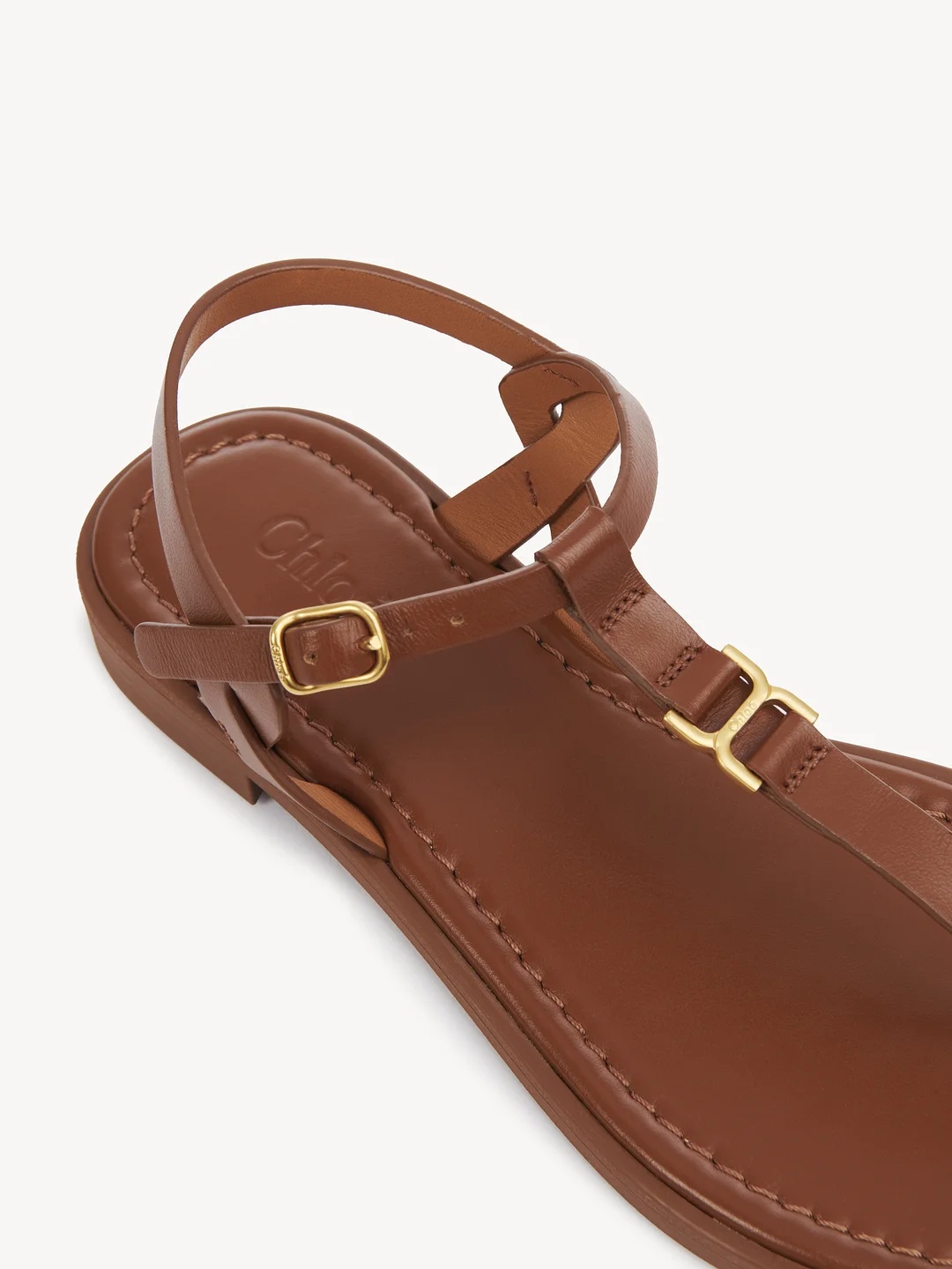 Chloé 'marcie' Brown Flat Thongs Sandals In Brown