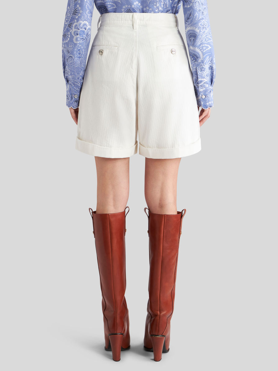 Etro High-waisted Tailored Shorts With Button-up Front In White