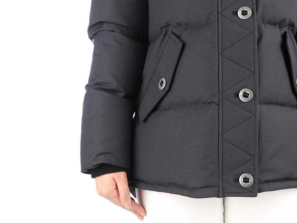 Moose Knuckles Knowlesville Down Jacket In Black