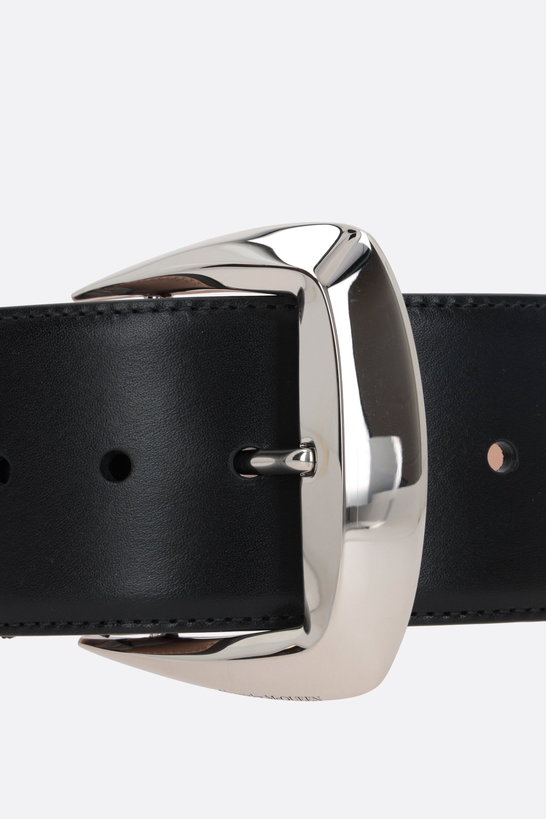 Alexander Mcqueen Logo Belt In Black