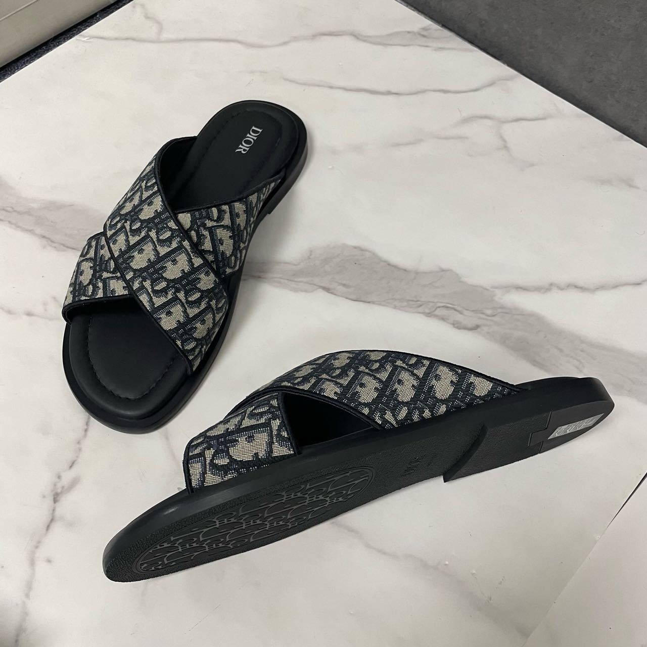 Dior Logo Slippers In Multi